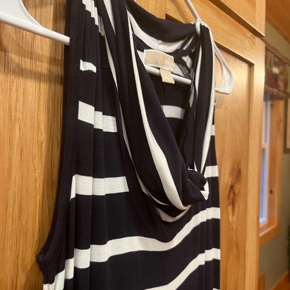 Michael Kors MAXI DRESS SIZE M Medium Black and White Striped Cowl Neck - Picture 4 of 6